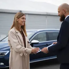 Jak nie dać się oszukać przy zakupie samochodu używanego?