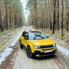 Jeep Avenger czy warto kupić? Wady, zalety i porównanie z konkurencją