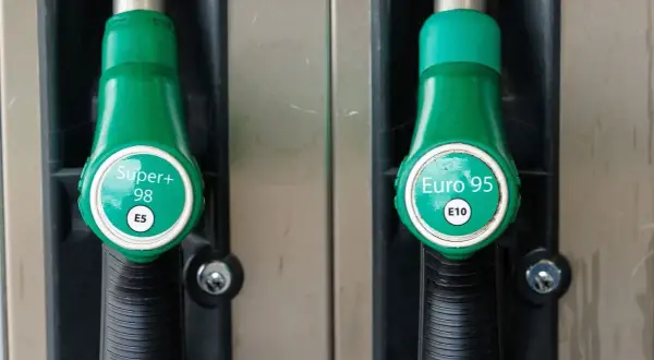 95 to benzyna czy diesel - kluczowe różnice, które musisz znać