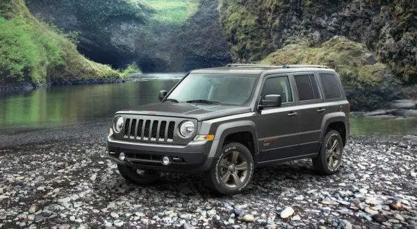 Jeep Patriot czy warto kupić? Wady, zalety i opinie użytkowników