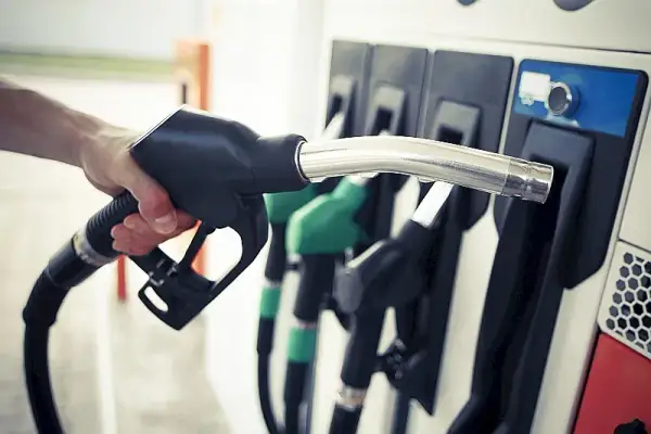 Diesel czy benzyna: co wybrać, aby zaoszczędzić na paliwie?