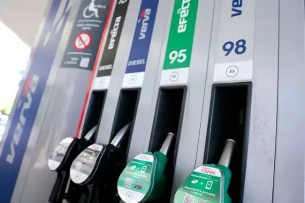 Efecta 95 benzyna czy diesel - który wybór jest bardziej opłacalny?